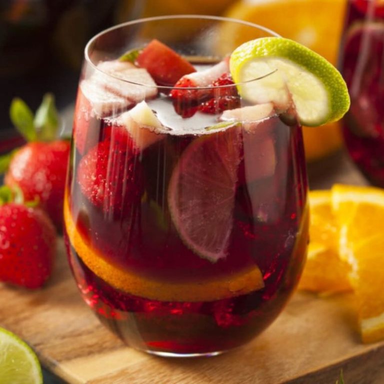 Sangria a bebida espanhola que dá o que falar